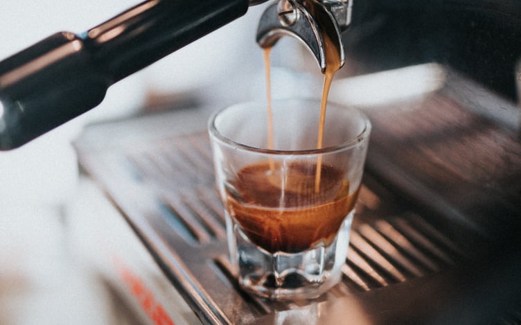 Image of someone making Espresso (blends)